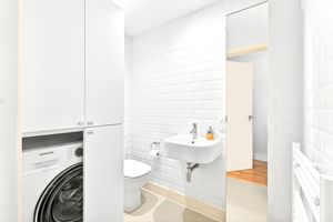 Photo 22- click for photo gallery